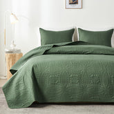 akkialla couette face olive king montrant élégance et confort