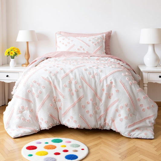 Amazon Basics vue frontale de l'ensemble rose montrant la couette et les taies, esthétique apaisante