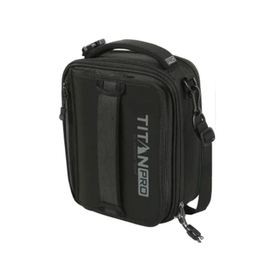 Titan PRO d'ARCTIC ZONE face avant montrant fermeture robuste et design, protection thermique