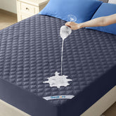 BEDLORE protège-matelas devant montrant l'ajustement et le design coin
