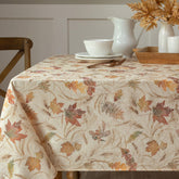 Benson Mills face avant de la nappe Nature's Leaves montrant motif automnal et finition