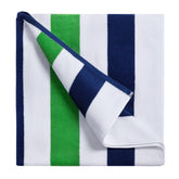 Bornbay vue recto de la serviette oversize montrant la grande surface et le motif green