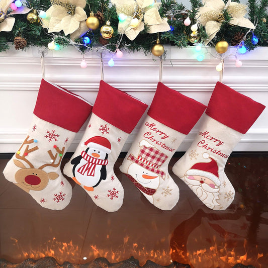 BSTAOFY chaussette Père Noël face montrant motif brodé décoratif
