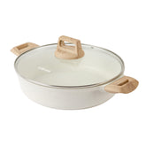 CAROTE casserole face avant avec couvercle montrant design et praticité
