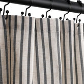 CasaTena rideau face complète montrant rayures et tombé pour un look farmhouse
