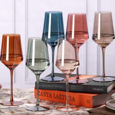comfit lot de six verres face avant montrant couleurs vives et convivialité