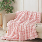 COOVA plaid Soft Bubble vue de face apportant chaleur et élégance