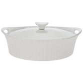 CorningWare cocotte ovale face avant montrant design French White et praticité