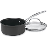 Cuisinart casserole 1-quart face avant montrant finition durcie et poignée sûre