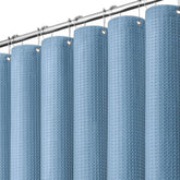 Dynamene rideau devant montrant finition élégante et couverture complète