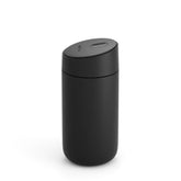 Fellow Carter Slide packaging avant montrant le mug et ses caractéristiques pratiques