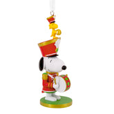 Hallmark snoopy face avant montrant le costume de casse-noisette et joie festive