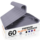 HOUSE DAY face du pack de 60 cintres gris, gain d'espace immédiat