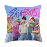 Kpop Demon Hunters coussin face avant montrant Saja Boys, décoration fan fidèle