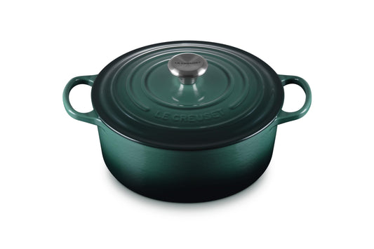 Le Creuset cocotte face extérieure artichaut offrant design durable