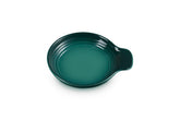Le Creuset repose-cuillère Artichaut vue de face protégeant la surface