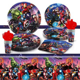 leuaxmy ensemble sur table Avengers montrant harmonie et gain de temps