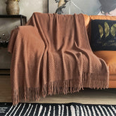 LOMAO plaid face entier couleur caramel montrant coupe et finition, apporte chaleur décorative