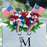 Memobloom vue avant de la selle florale patriotique, rendu élégant durable