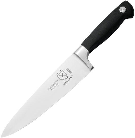Mercer Culinary vue frontale du couteau de chef Genesis 8 pouces montrant la forme complète et l'équilibre