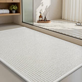 MontVoo vue avant du tapis de bain montrant surface chenille confortable