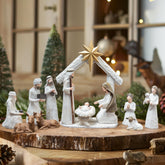 NEROSUN crèche vue de face montrant l’ensemble, apporte une décoration sacrée compacte
