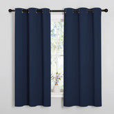NICETOWN vue frontale des panneaux bleu marine pour assombrir la chambre