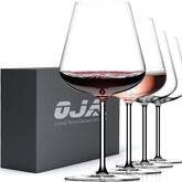 OJA verres devant boîte montrant élégance et préparation cadeau