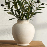 ooit vase en céramique face montrant silhouette élégante et polyvalence