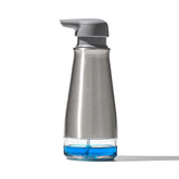 OXO distributeur face avant montrant design élégant et stabilité