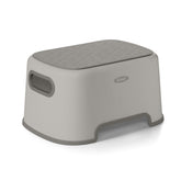OXO Tot marchepied face avant montrant design et stabilité