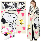 Peanuts Snoopy face avant du plaid montrant le motif et apportant confort visuel