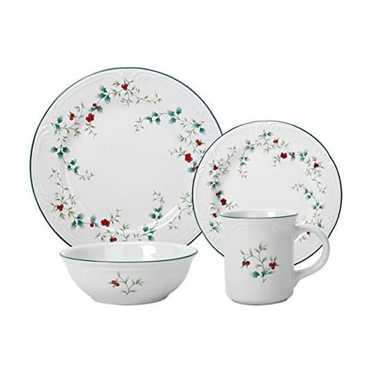 Pfaltzgraff assiette face avant montrant motif houx et liseré vert, esthétique élégante
