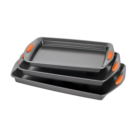 Rachael Ray face avant de la plaque montrant packaging et design pratique