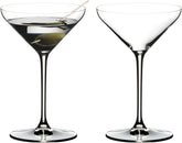 Riedel Extreme Martini face montrant design angulaire et élégance