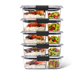 Rubbermaid vue avant du lot 5 boîtes montrant l’apparence claire et ordonnée