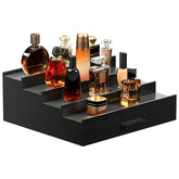 Sephyroth vue de face montrant quatre niveaux pour organiser parfums et flacons