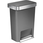 simplehuman poubelle 45 L face avant montrant design et capacité