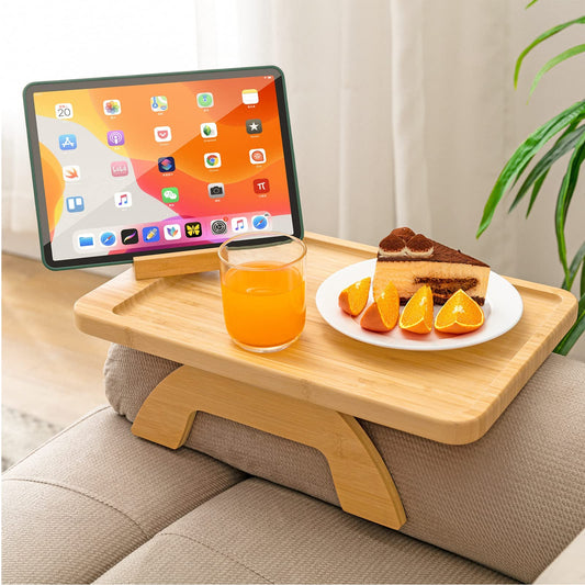 SINWANT tablette accoudoir vue avant montrant surface et capacité pratique