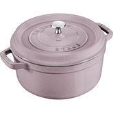 Staub cocotte lilas vue avant esthétique et résistante pour servir