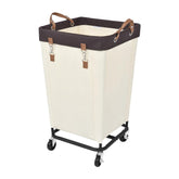 StorageWorks vue avant du panier à linge montrant capacité et design pratique