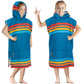 SUN CUBE poncho face avant montrant coupe unisexe et confort