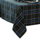 Threadmade nappe Stowe vue recto sur table offrant une ambiance de fête chaleureuse