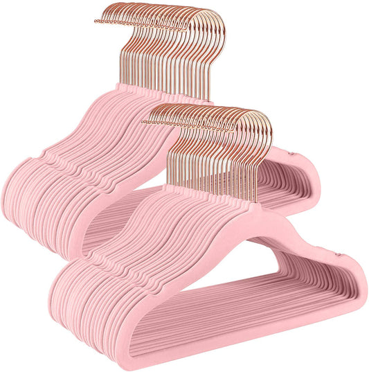 TIMMY packaging avant lot de 50 cintres bébé, rangement homogène