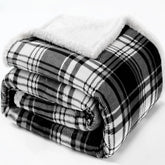 Touchat plaid face avant montrant motif carreaux et rendu cosy