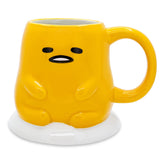 Toynk mug Gudetama face avant montré avec boisson, design séduisant et fonctionnel
