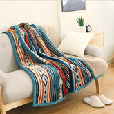UKELER plaid devant montrant motif bohème et confort décoratif