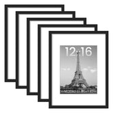 upsimples cadre 12x16 face avant noir design épuré mettant en valeur l’image