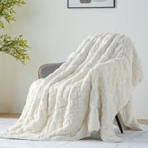 Uttermara face avant montrant la couverture queen et son style unicolore confortable