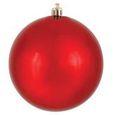 Vickerman boule rouge face brillante apportant éclat festif